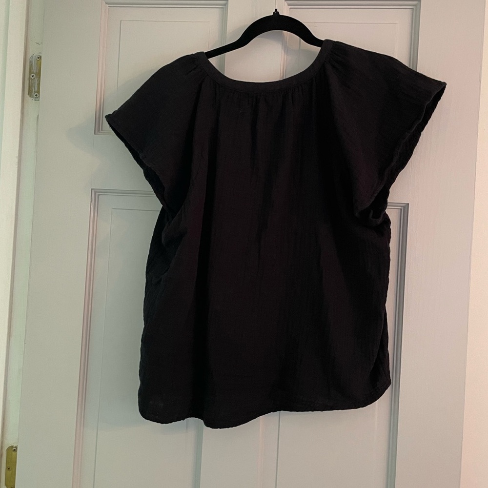 Euc Universal Thread black blouse size large - Picture 3 of 7